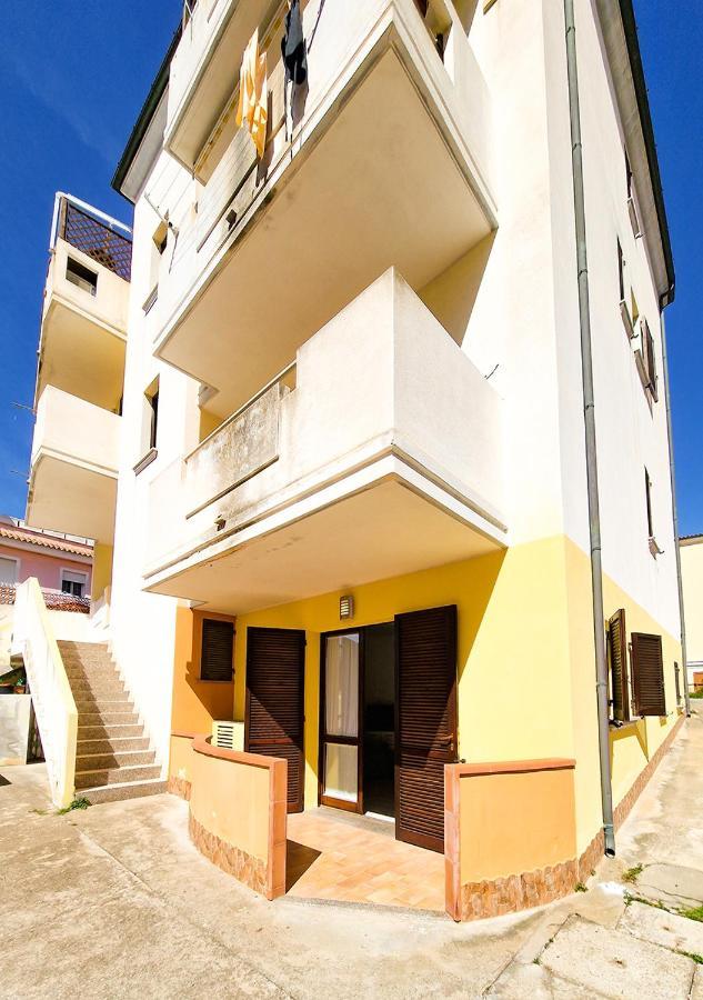 Residenza Quarto 02 - La Maddalena Διαμέρισμα Λα Μανταλένα Εξωτερικό φωτογραφία
